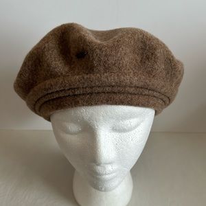 Classic Brown Beret